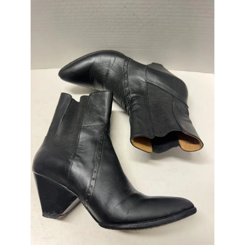 John Fluevog Black Leather Pointed Ankle Boots Block Heel Purpose Intent 7.5